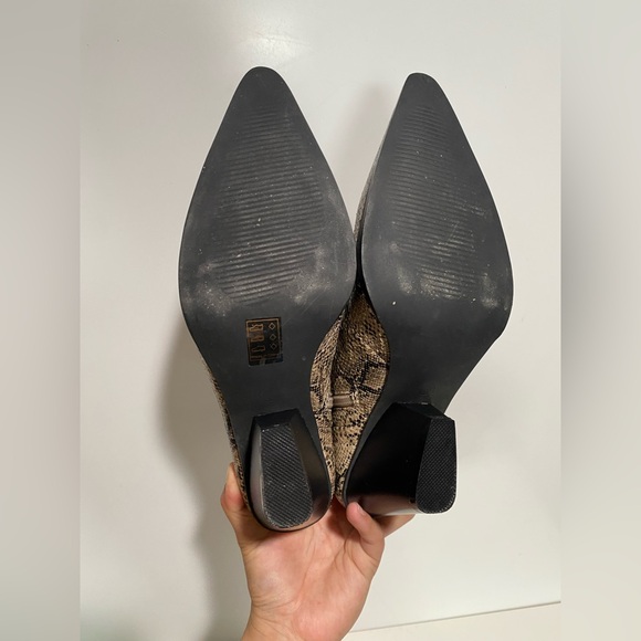 Cape Robbin Kelsey Faux Snakeskin Ankle Heel‎ Boots Size 10 Booties - Picture 6 of 8